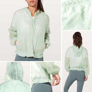 NWOT Lululemon Find Your Flock Jacket in Rococo Sea Breeze Julep, Size 4